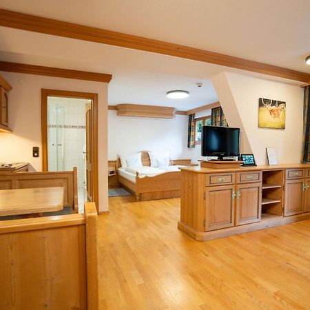 Hotel Tannenmuehle Grafenhausen Ngoại thất bức ảnh