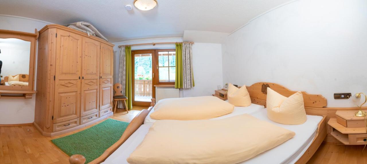 Hotel Tannenmuehle Grafenhausen Ngoại thất bức ảnh