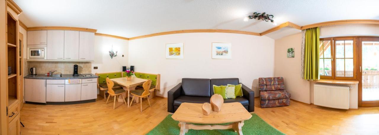 Hotel Tannenmuehle Grafenhausen Ngoại thất bức ảnh