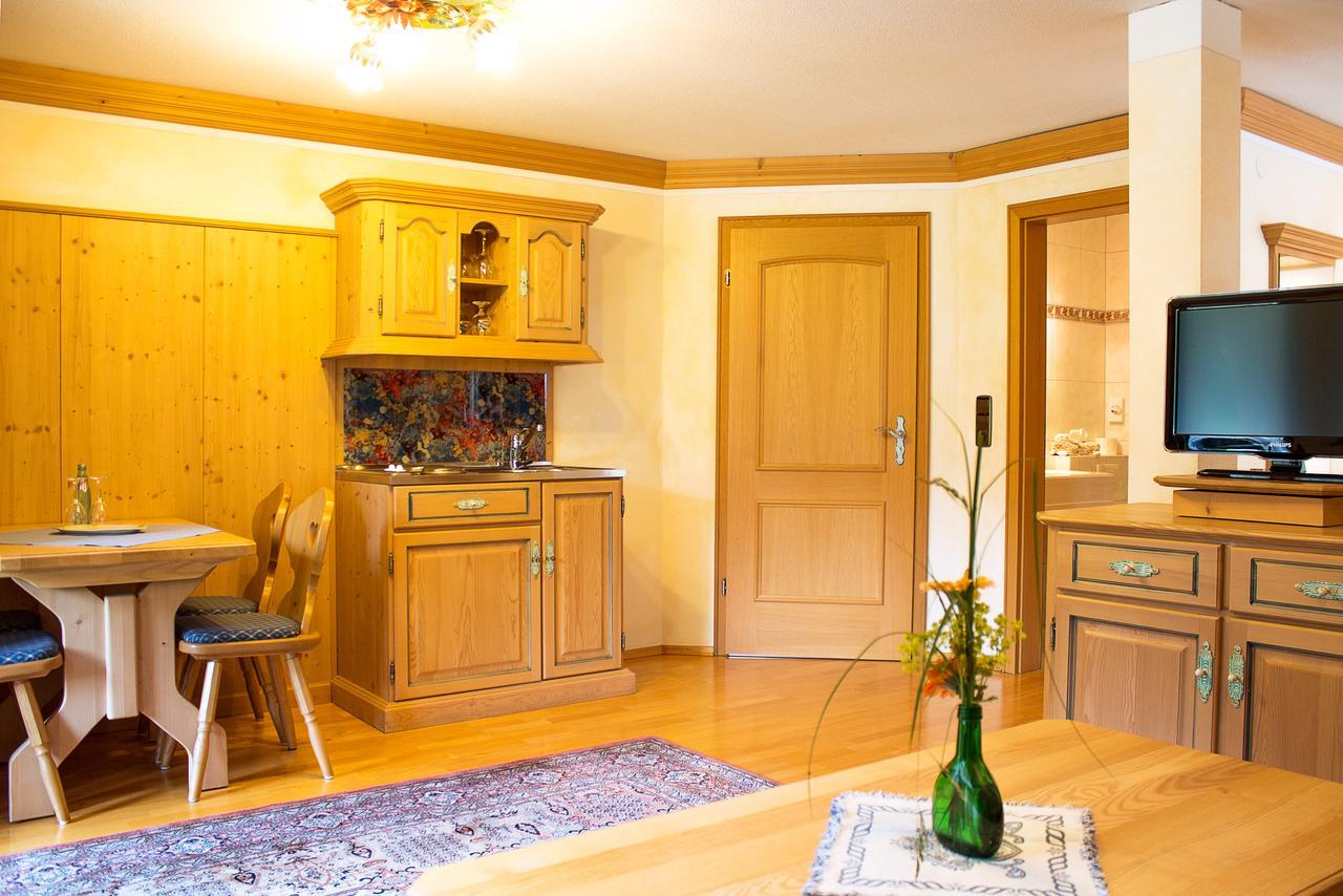 Hotel Tannenmuehle Grafenhausen Ngoại thất bức ảnh