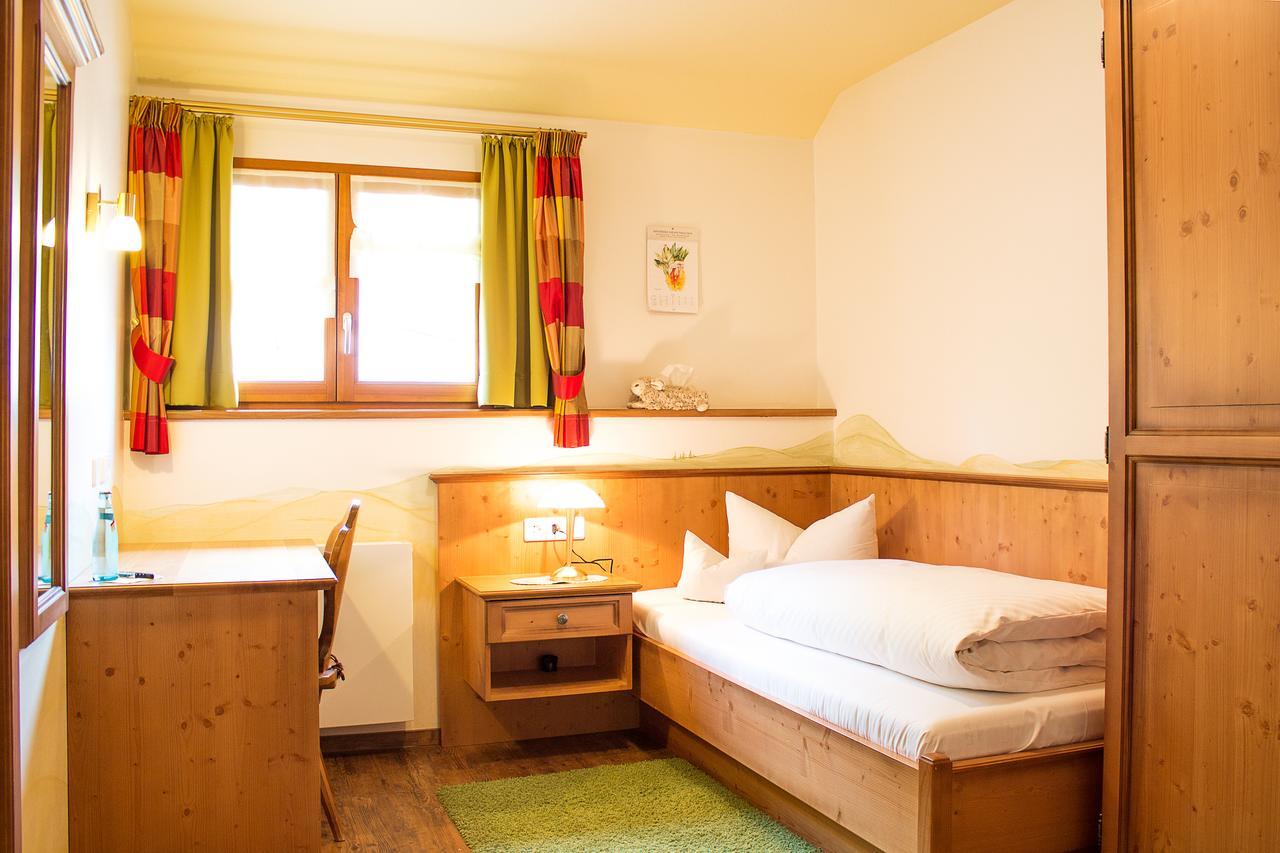 Hotel Tannenmuehle Grafenhausen Ngoại thất bức ảnh